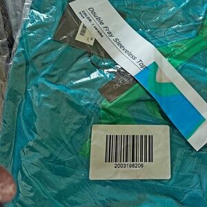 TOP, SLEEVELESS, CARAIBE BLUE, SIZE 24, LIGHTWEIGHT POLYESTER, DOUBLE FRAY, ADDI